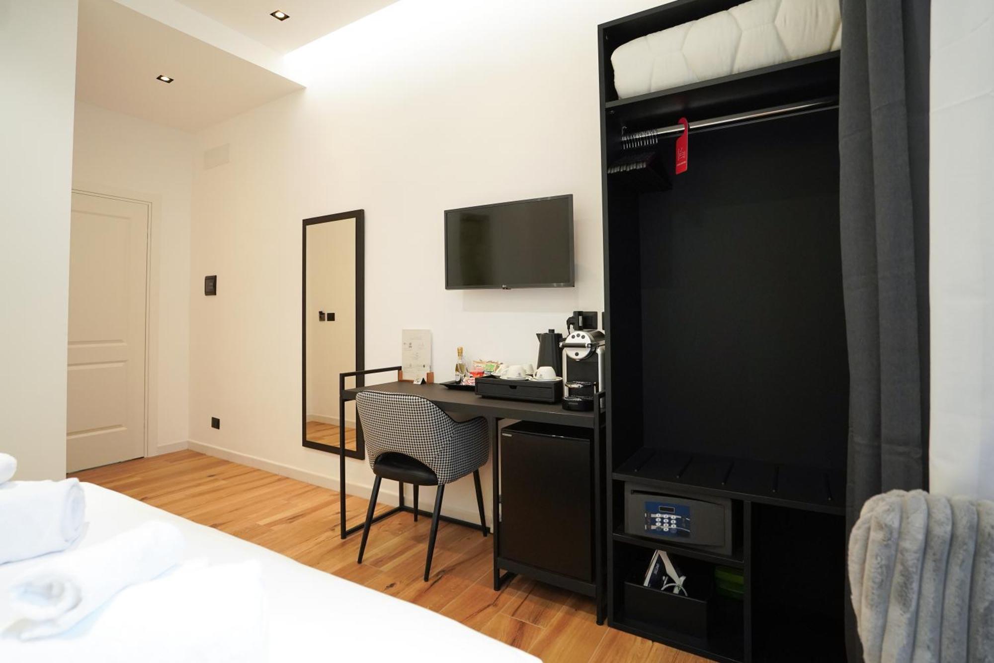 רומא No Man'S Land Guesthouse חדר תמונה