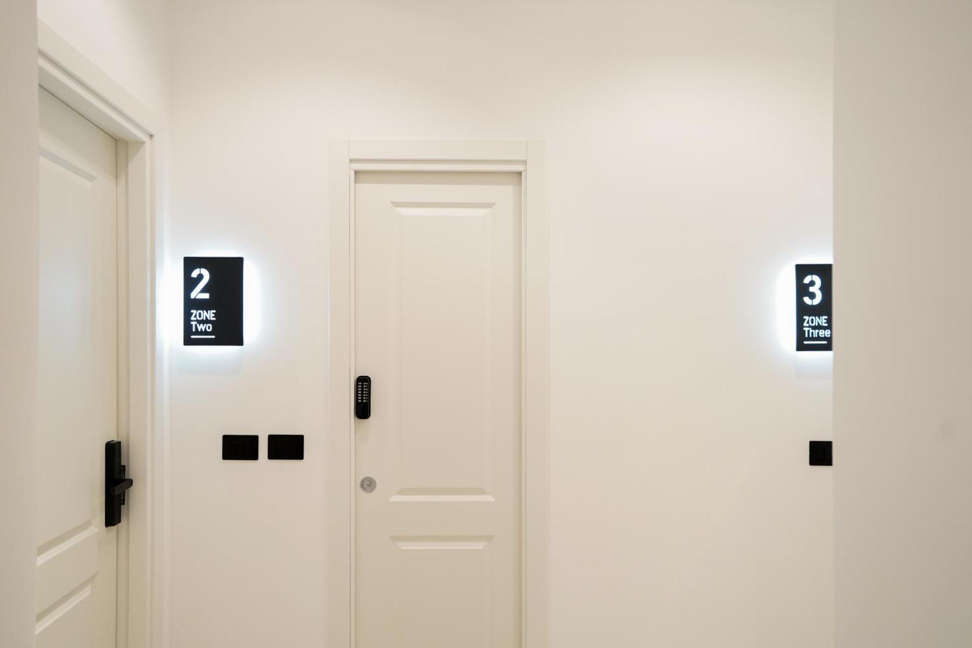 רומא No Man'S Land Guesthouse מראה חיצוני תמונה
